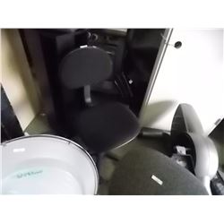 ADJUSTABLE OFFICE CHAIR