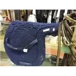 SADDLE RIDING PAD