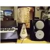 Image 1 : VINTAGE LAMP