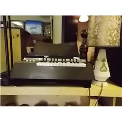 VINTAGE ELECTRIC ORGAN