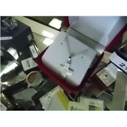 NECKLACE - DIAMOND STUDDED CROSS - INCLUDES 6 DIAM