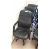 Image 1 : 3x Black execitive chairs