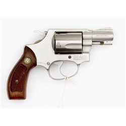 *Smith & Wesson Model 60