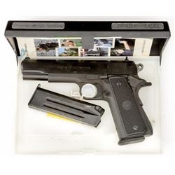 *Para-Ordnance P16-40 Semi-Automatic Pistol