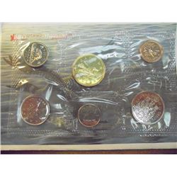 1988 CANADA UNC SET WITH ENVELOPE