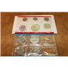Image 2 : 1972 US MINT SET (UNC) P/D/S (WITH ENVELOPE)