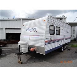 2004 Fleetwood Pioneer 18T6 TIA 20' Tag Along Camper