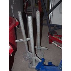 3 Floor Stands for Scaffolding
