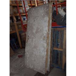 Yellow Scoffolding Plattform