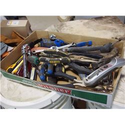 Large Lots of Pliers, Screwdriver & Other Hand Tools