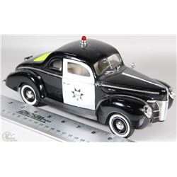 NO. 73108(69912) 1:18 SCALE 1940 FORD SEDAN POLICE