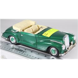 MAISTO MERCEDES-BENZ 300S 1955