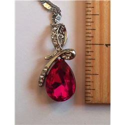 SWAROVSKI ELEMENTS PINK & CLEAR CRYSTAL PENDANT
