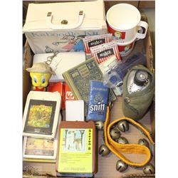 BOX WITH COLLECTIBLE KABOODLE VINYL LUNCH BOX 6