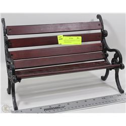 MINI WOOD/ METAL BENCH