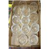 Image 1 : FLAT WITH STEMLESS WINEGLASSES INCL. CRYSTAL AND