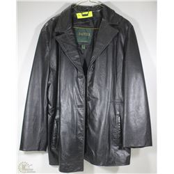 DANIER SIZE LARGE LEATHER COAT