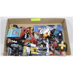 LEGO FROM THE KNIGHTS & KINGDOM SET