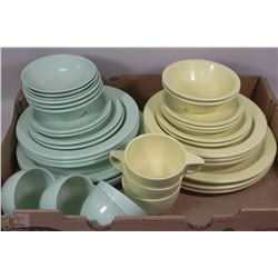 VINTAGE MELMAC DISHES 1954