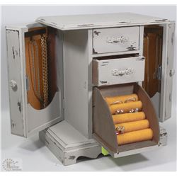 VINTAGE SHABIE CHIC MUSICAL ESTATE JEWELRY BOX &