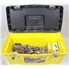 Image 1 : TOOLBOX CONTAINING SOME HARDWARE