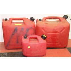 LOT OF3 ASSORTED GAS JUGS 2X23L AND 1 4.7L