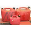 Image 1 : LOT OF3 ASSORTED GAS JUGS 2X23L AND 1 4.7L