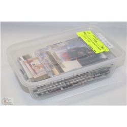 2013-14 UD CANVAS HOCKEY CARDS FOR A TOTAL OF 53