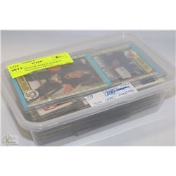 COLLECTION OF MIXED HOCKEY CARDS INCLUDING MANY