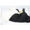 Image 1 : 2 NEW SPORT BRAS SIZE 38C   INCLUDING BRAND NAME