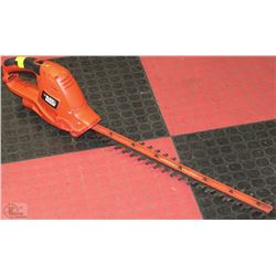 22" BLACK & DECKER ELECTRIC HEDGER