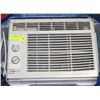 Image 1 : MAINSTAYS AIR CONDITIONER