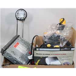 FLAT WITH NEW LIGHTMATES FLASHLIGHT AND 1000000