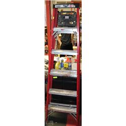 LITE 6'  FIBERGLASS LADDER