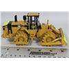 Image 1 : CAT 825H 1:50 SCALE DIE CAST ROAD PACKER