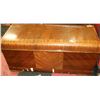Image 1 : CEDAR HOPE CHEST