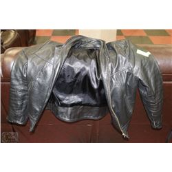 SZ SMALL LEATHER JACKET