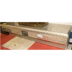 LUND ALUMINUM TRUCK BOX 48"WX12"DX12"H