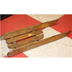 VINTAGE WOOD SLED
