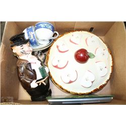 BOX CONTAINING VINTAGE HOBO,STEIN SET OF WEDGEWOOD