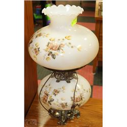 HANDPAINTED VINTAGE FLORAL LAMP (SHADE HAS CHIP