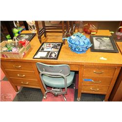 OAK 60" X 34" X31" DESK WITH CHAIR