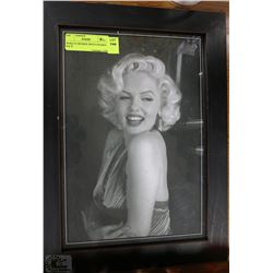 MARILYN MONROE PHOTO FRAMED B & W