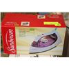 Image 1 : SUNBEAM CLOTHES IRON