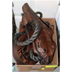 WOOD PULLEY WITH FISH??