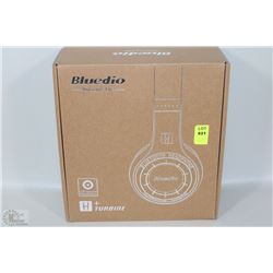PAIR OF NEW BLUEDIO BLUE TOOTH OVER EAR HEADPHONES