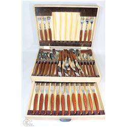 BOX OF WOODEN HANDLE SHEFFIELD SILVERWARE