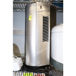 SMALL BIONAIRE TABLE  FAN