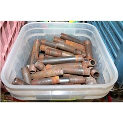 SQUARE PAIL W/GAS FITTING NIPPLES