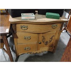 Canadiana oak washstand